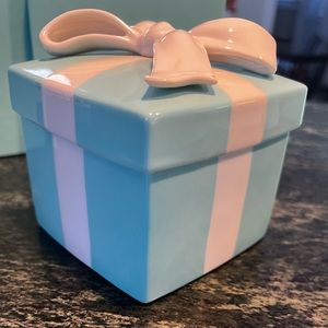 Rare 4.3" Large Tiffany Porcelain Blue Bone China Trinket Gift Box